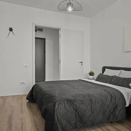 Urban View - Free Parking - Metro Station - Self Check-in - Shops בוקרשט