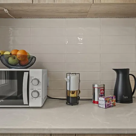 Urban View - Free Parking - Metro Station - Self Check-in - Shops * Bukareszt